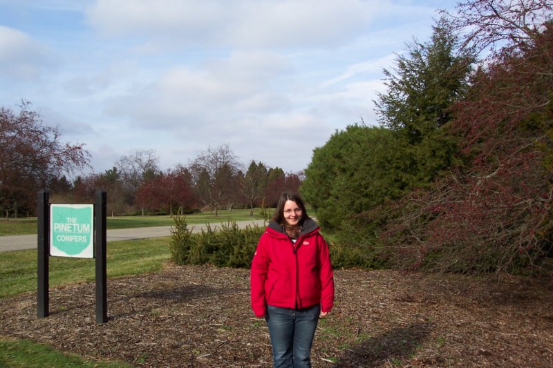 cathbesidethesecrestgardens.jpg